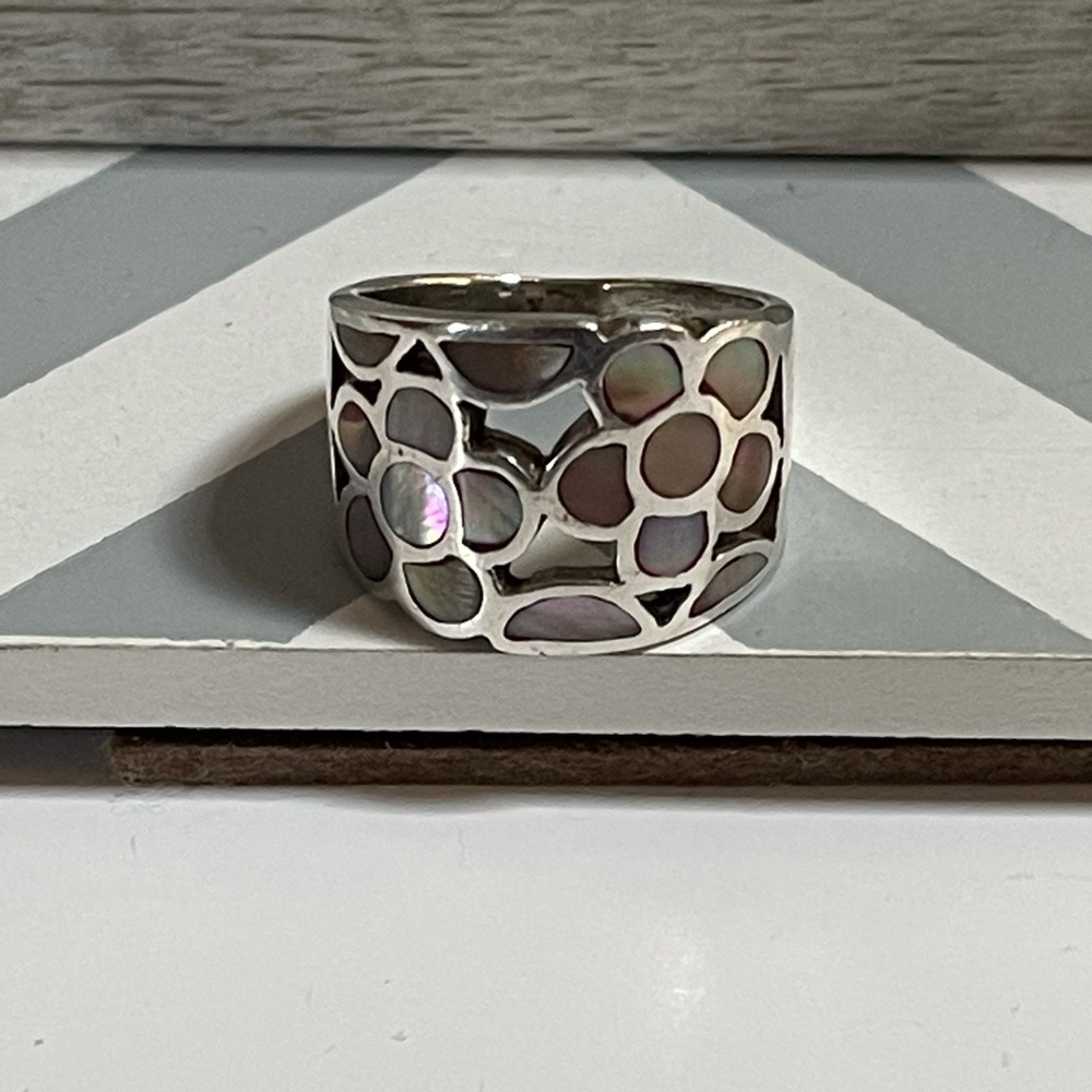 925 Sterling Silver Ring Size 8